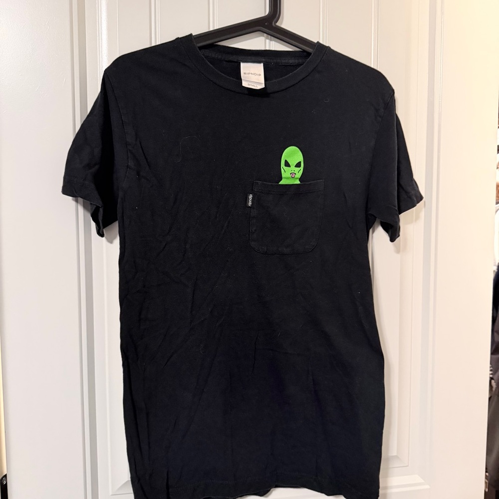 Ripndip size small tshirt alien